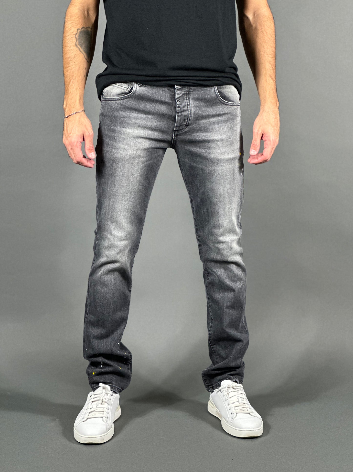 BOYFRIEND GREY