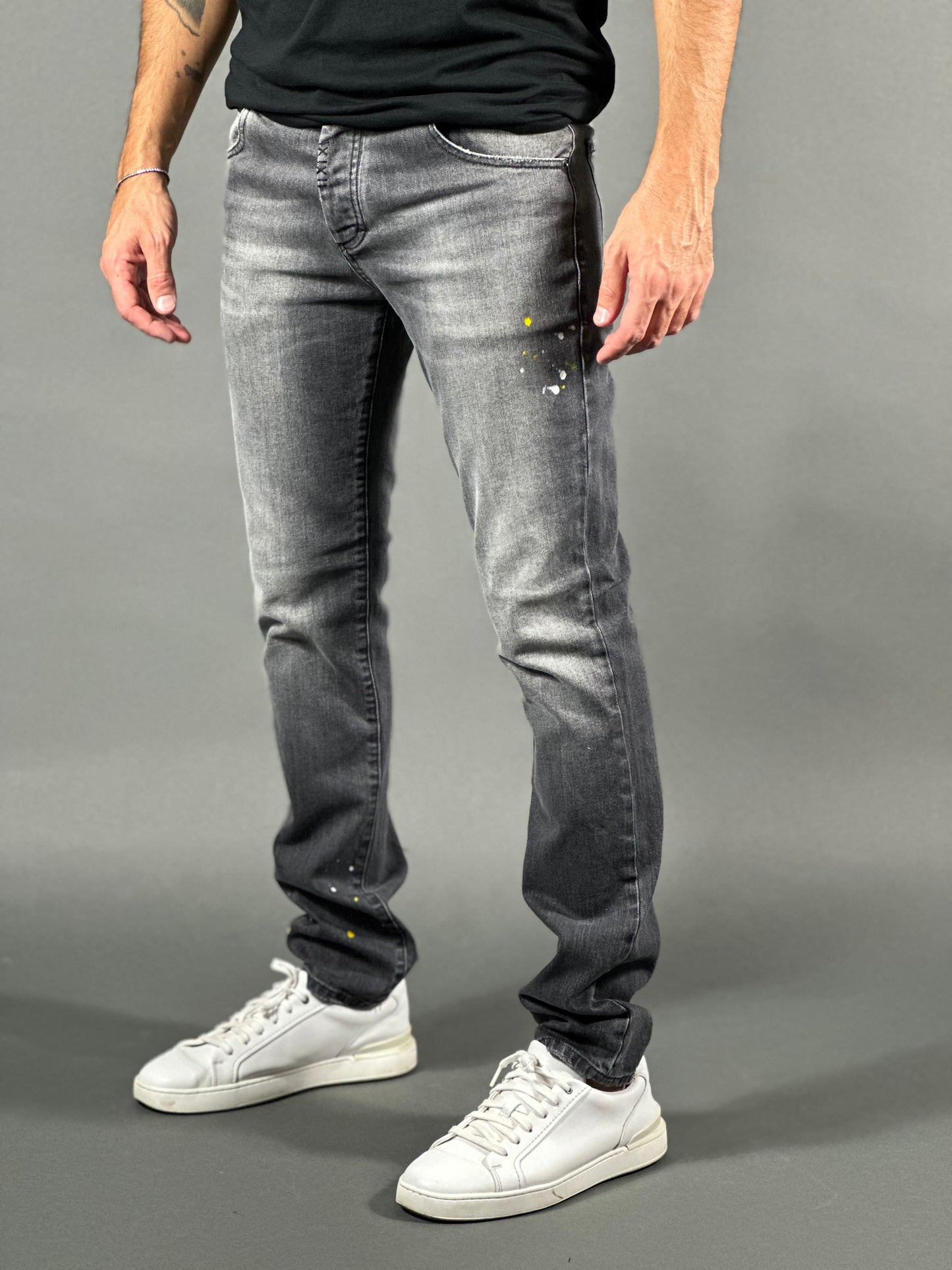 BOYFRIEND GREY