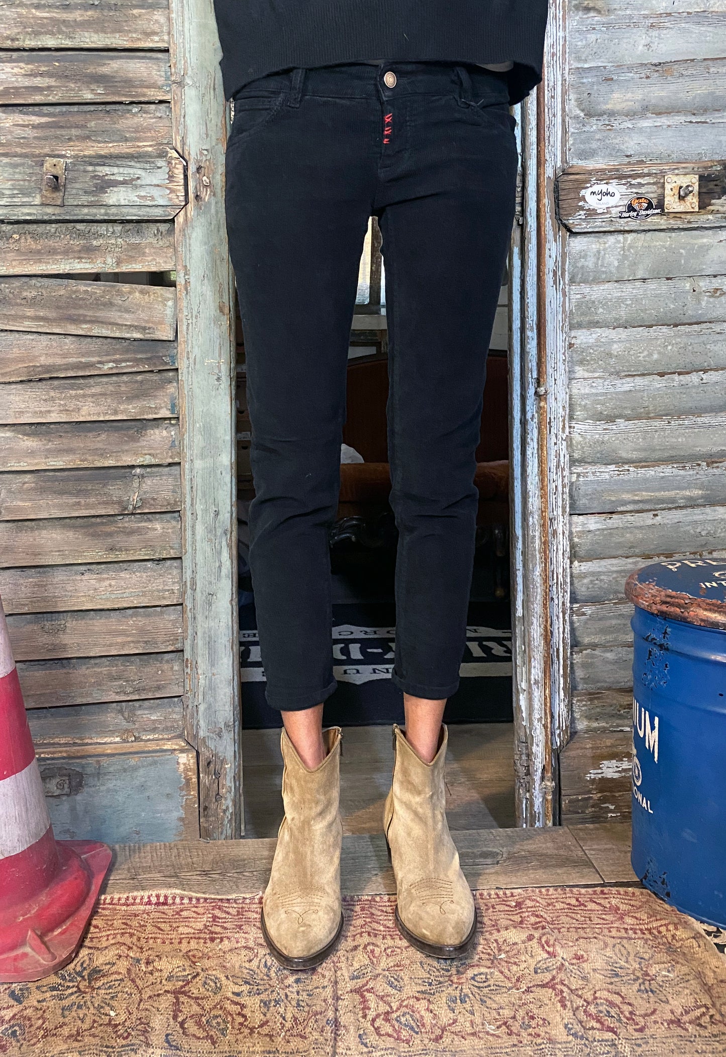 MINIPONY BLACK VELVET