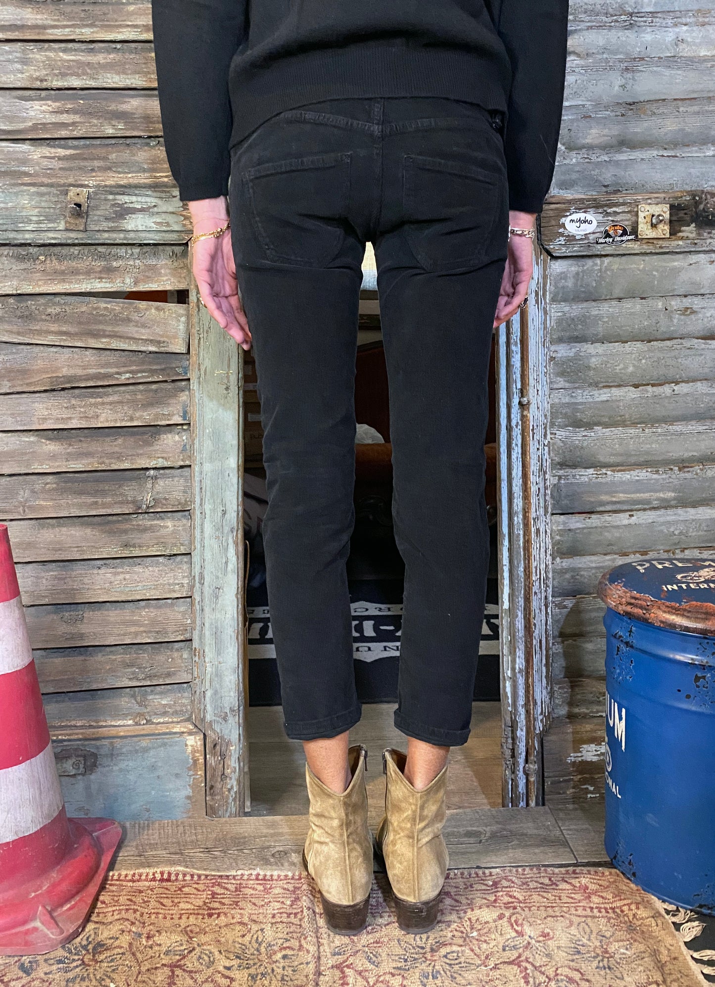 MINIPONY BLACK VELVET